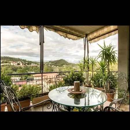 Apartmán Prestige House 2 *